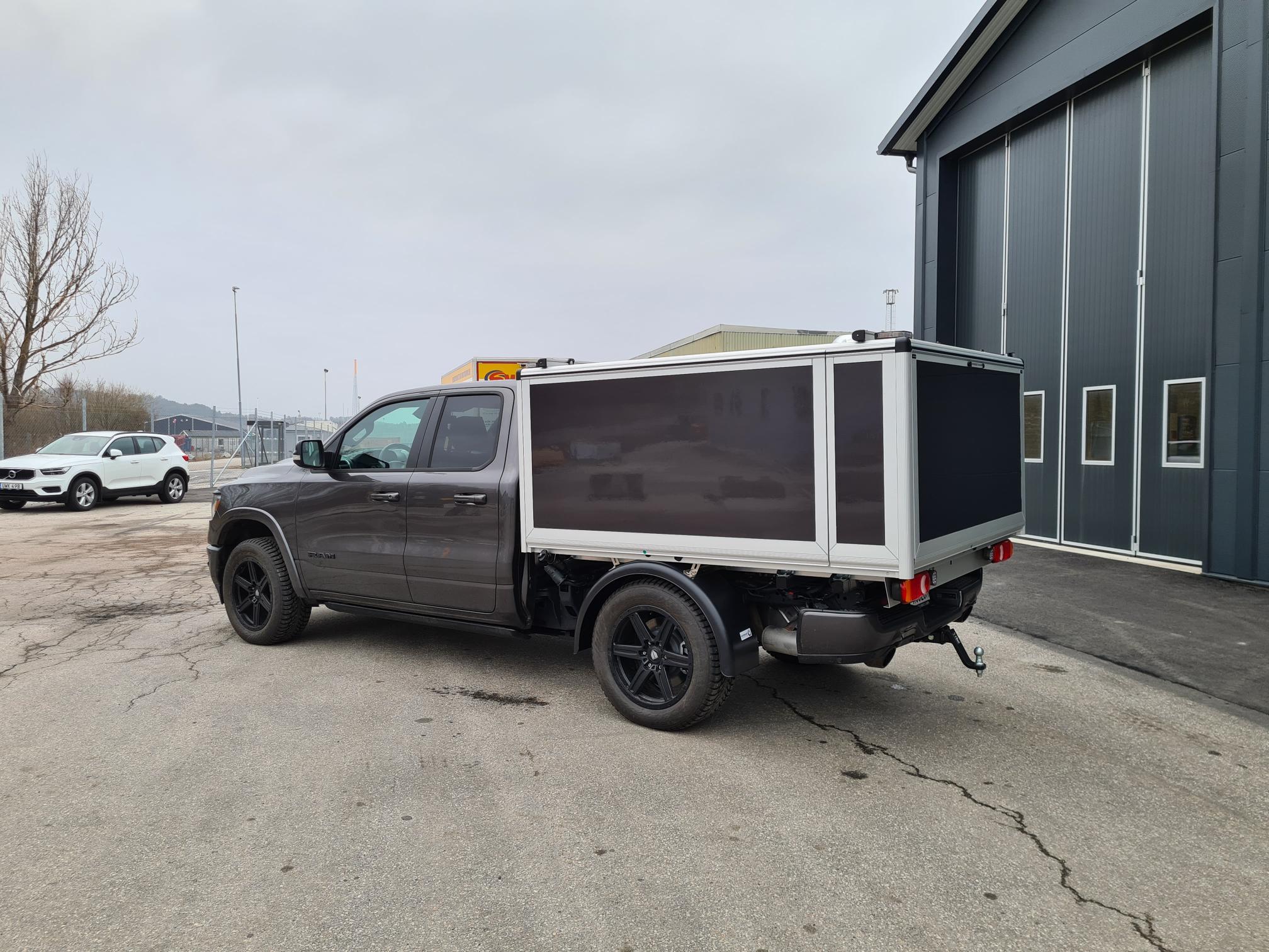 skåp till transportbil